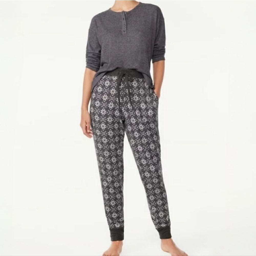 Joyspun Women's Charcoal Gray Snowflake Joggers